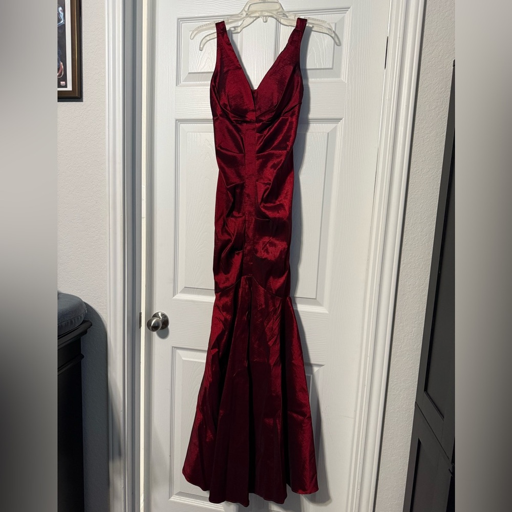 Windsor Deep Red Maxi Dress